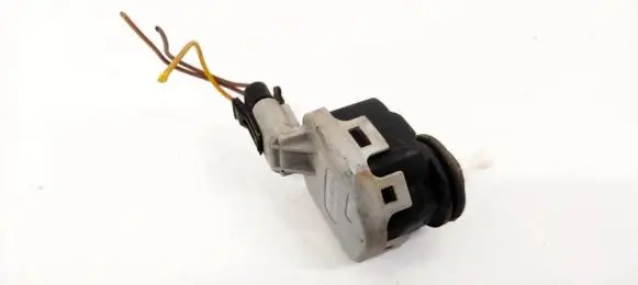 Headlight level adjustment motor