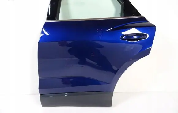 Audi Q3 F3 Rear door LX5H
