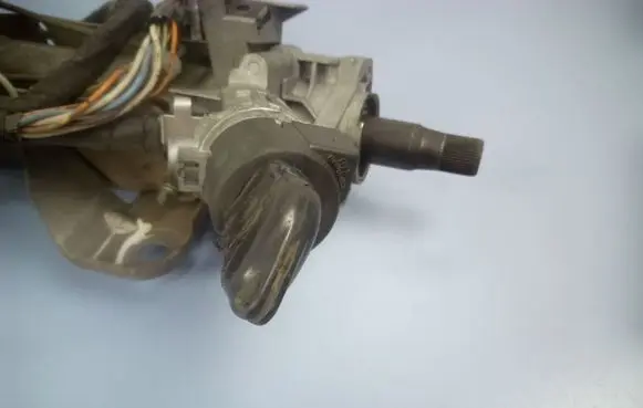 Peugeot 406 Ignition lock 447021