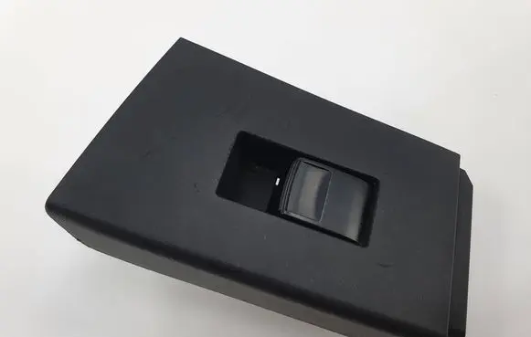 Toyota Auris E180 Electric window control switch 7427102630