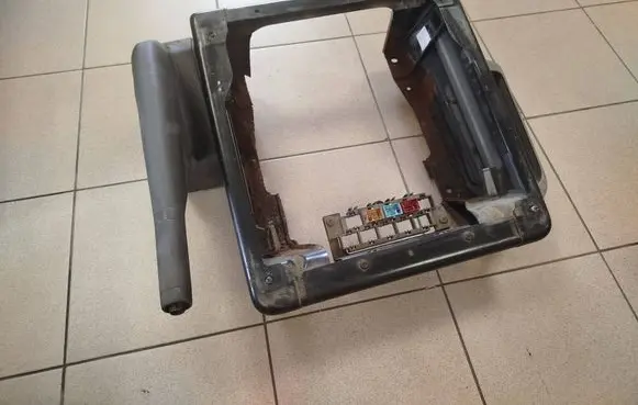 Volkswagen Transporter - Caravelle T5 Driver seat console base 7H1881677J