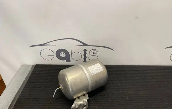 Mercedes-Benz GLE (W166 - C292) Air suspension tank/reservoir A1663200015
