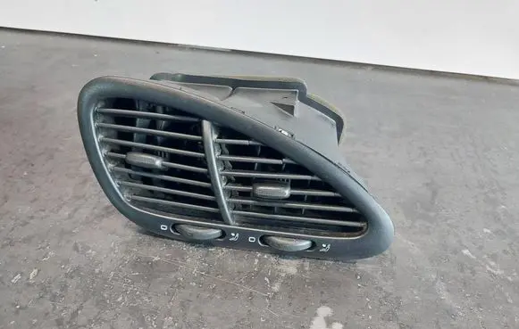 Volkswagen Sharan Dash center air vent grill 7M1819728E