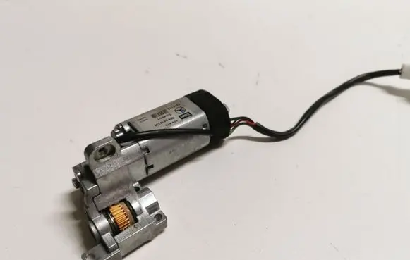 Mercedes-Benz E W211 Steering column adjust motor 6418138