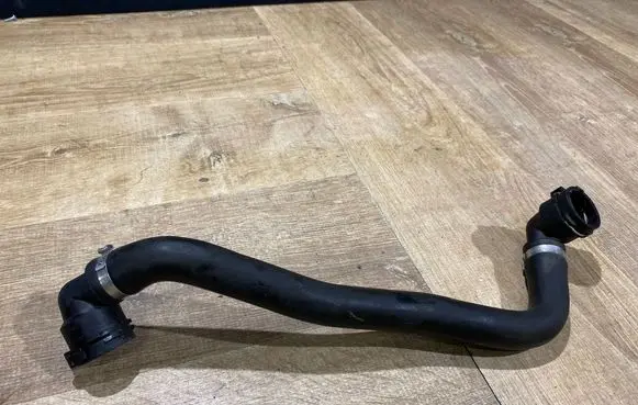 Land Rover Range Rover Velar Engine coolant pipe/hose GX738A589AG
