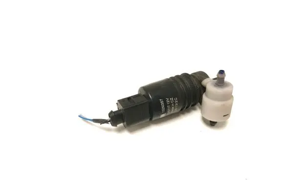 Chevrolet Trax Windscreen/windshield washer pump 13250357