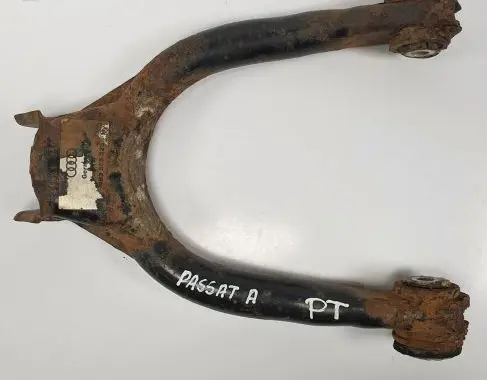 Volkswagen PASSAT B5.5 Rear control arm 4B3505323