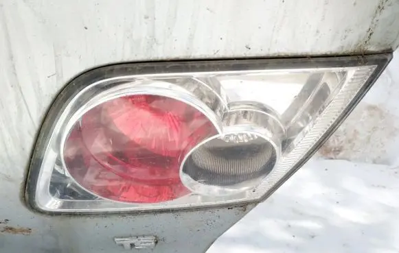 Mazda 6 Tailgate rear/tail lights