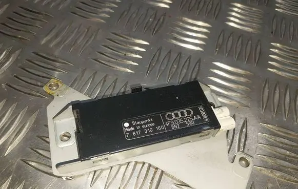 Audi A6 S6 C6 4F Antenna control unit 4F9035225AA 310160