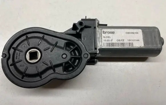 Jaguar F-Type Seat adjustment motor 924117102 C00189104