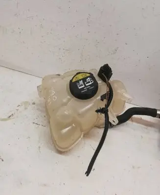 Volvo S90, V90 Coolant expansion tank/reservoir 31465682