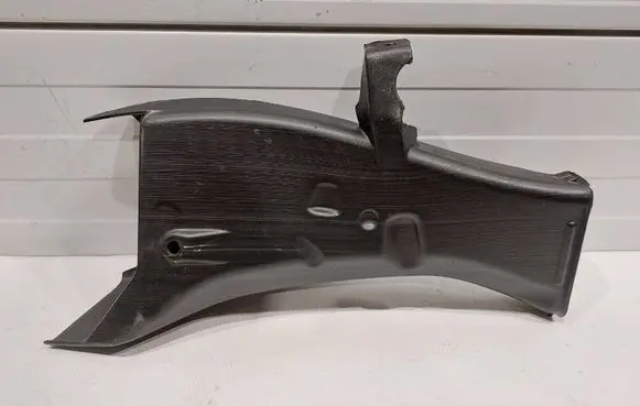 Chevrolet Camaro Brake cooling air channel/duct 84010174