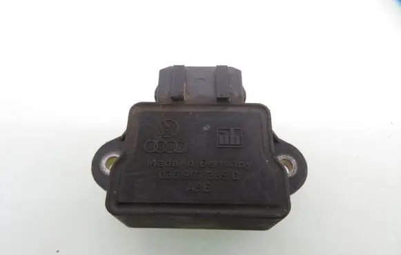 Volkswagen Golf IV Fuel pressure sensor 036907385C