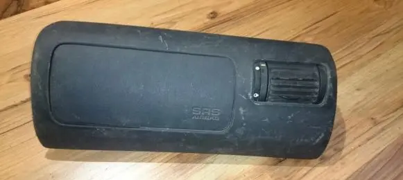Ford Escort Passenger airbag 565039906c