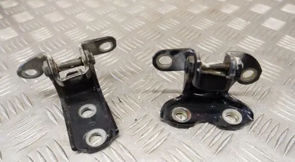 Lexus RX III Rear door hinge set 6875020121 6877052031