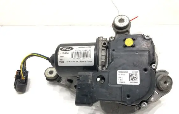 Front wiper linkage and motor