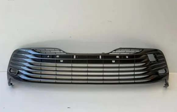 Toyota Camry VIII XV70 Front grill 53113-33020 53102-33160