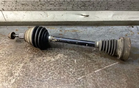 Volkswagen Jetta V Front driveshaft 1K0407271BL