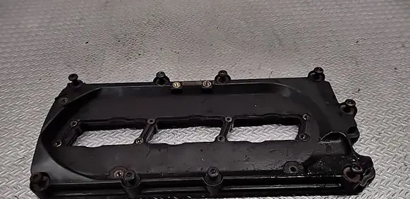 Audi A6 S6 C6 4F Rocker cam cover 