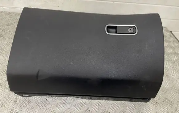 Mercedes-Benz GLE W167 Glove box A167680420