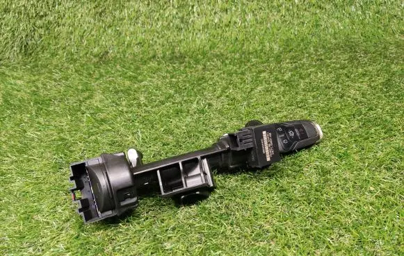 Ford Fusion II Ignition lock DG9C3F642AC