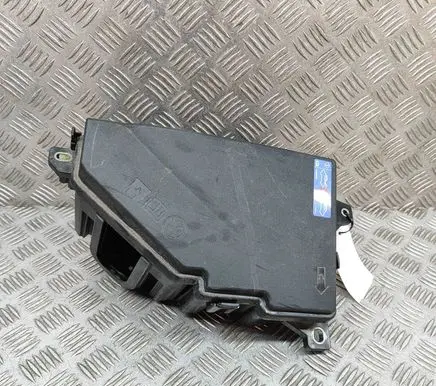 Volvo V60 Fuse box set 31398001 31398000