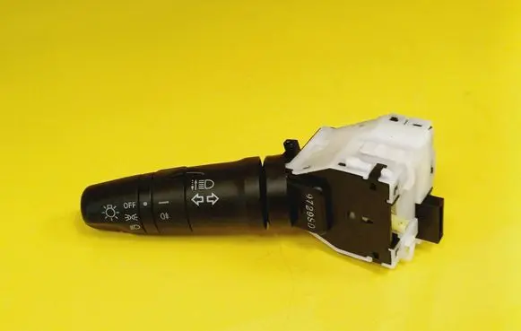 Nissan Micra Indicator stalk 14425
