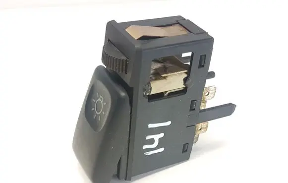 Volkswagen Jetta II Light switch 191941531H
