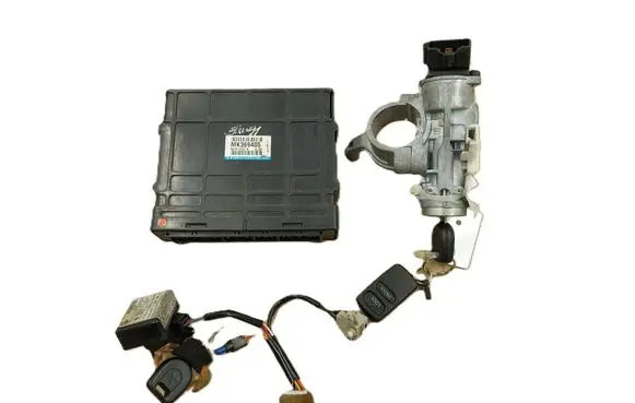 Mitsubishi Pajero Engine control unit/module MK369405 E6T01072