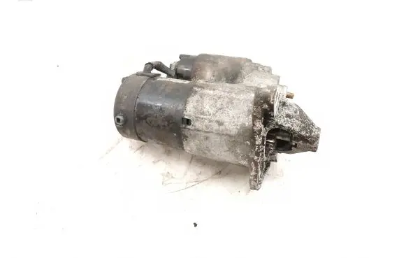 Renault Kangoo II Starter motor 8200584675