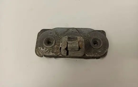 Mercedes-Benz COMPAKT W115 Tailgate/trunk/boot lock/catch/latch