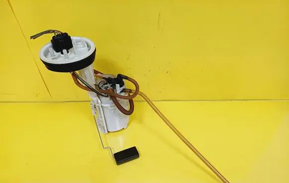 Audi A4 S4 B6 8E 8H Front wiper linkage and motor 8E0919051BJ