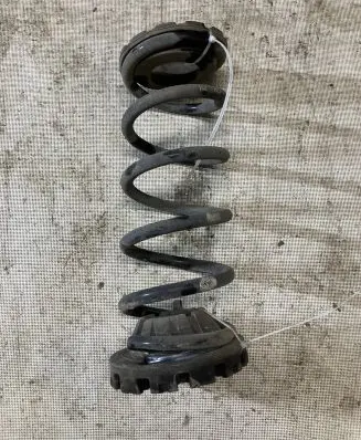 Renault Latitude (L70) Rear coil spring