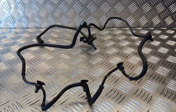 Fuel return line/hose