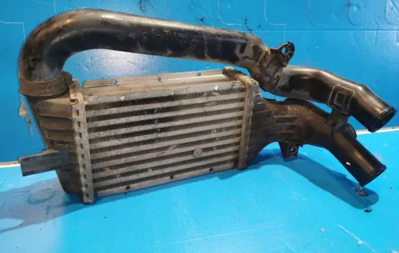 Opel Zafira A Intercooler radiator 24436438 81770