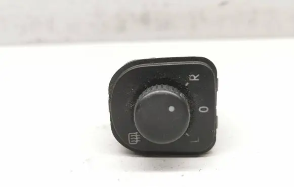 Volkswagen Golf Plus Wing mirror switch 1K0959565L