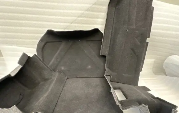 Jaguar XK8 - XKR Tailgate trim Gja3618ah