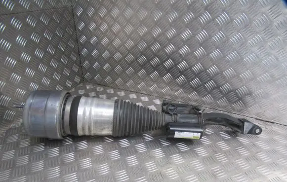 Mercedes-Benz GLC X253 C253 Front shock absorber/damper 