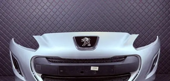 Peugeot 308 Front bumper 