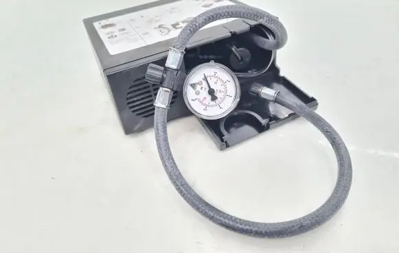 Audi A1 Tire air pump compressor 8X0012615