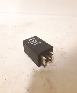 Mitsubishi Outlander Glow plug pre-heat relay 038907281B