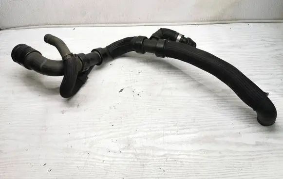 Volvo S60 Engine coolant pipe/hose S4000250