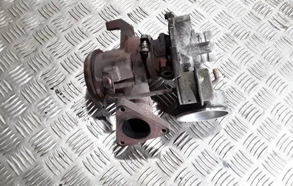 Mercedes-Benz A W169 Turbo 060126 A6400901780