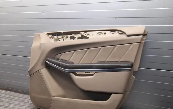 Mercedes-Benz GL X166 Front door card panel trim
