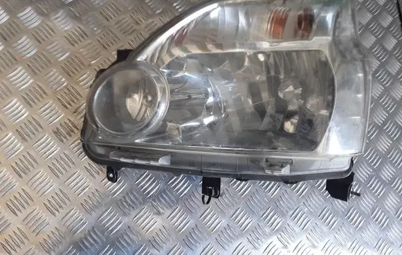 Nissan X-Trail T31 Headlight/headlamp