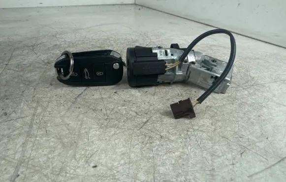Peugeot 508 Ignition lock N0503823 9663123380