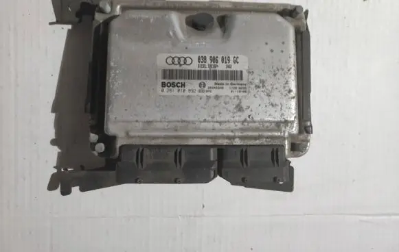 Audi A3 S3 8L Engine control unit/module 038906019GC 28SA5348 0281010892