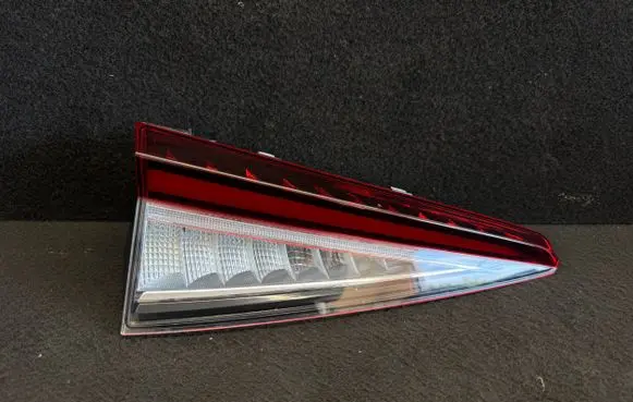 Skoda Enyaq iV Tailgate rear/tail lights 5LG945307 5L0945307 00020985