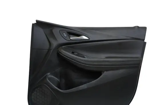 Buick Encore GX I Front door card panel trim 42747454 BHR11872