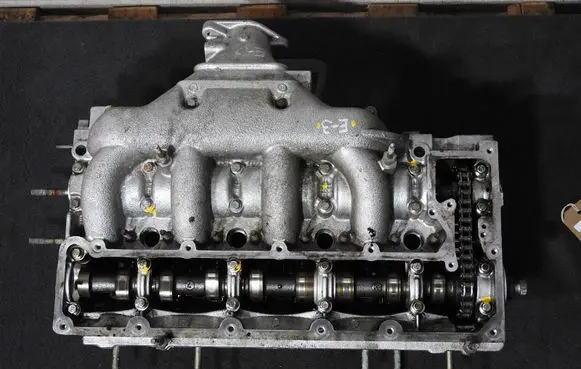 Citroen C5 Engine head DW12TED4 0200GT